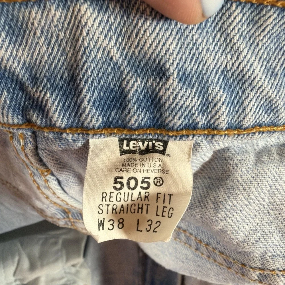 Vintage Levis 505 Jeans Mens Size 38x32 Light Wash Made In USA 90's  Denim Pants